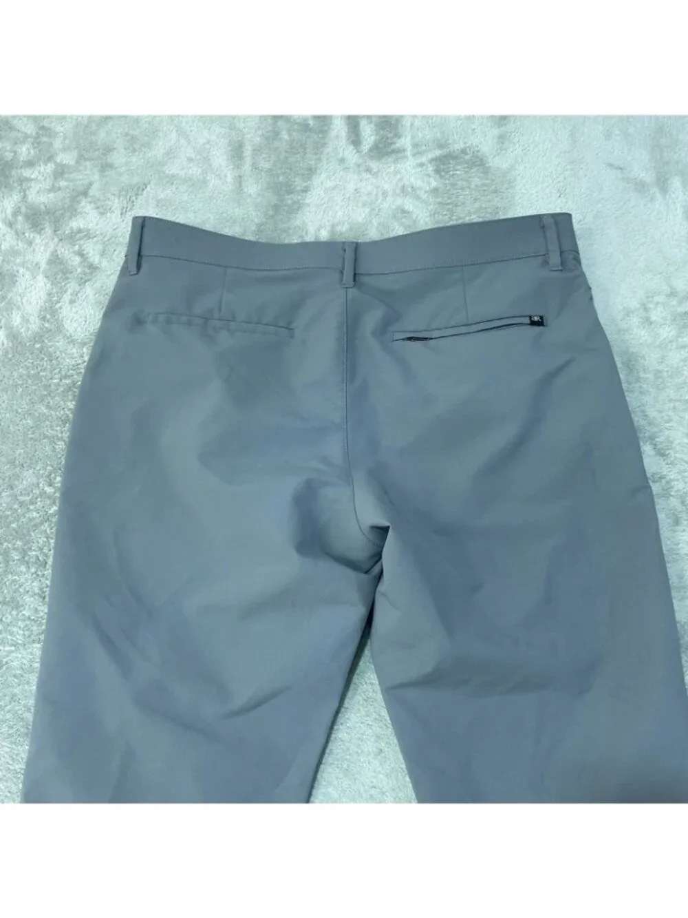 Banana Republic Flat Front Tech Pants Men's 34x29 Gray  Polyester